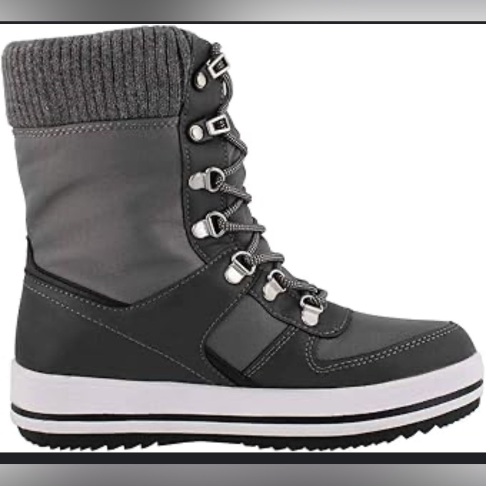 Cougar Vergio Black and white Sole winter Boots size 6 new without tag